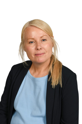 Jo Martin